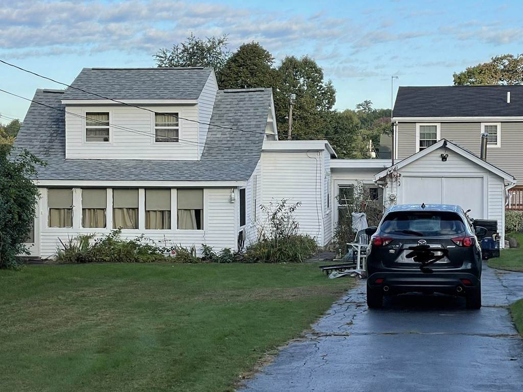 2 Garfield Ave - Photo 1