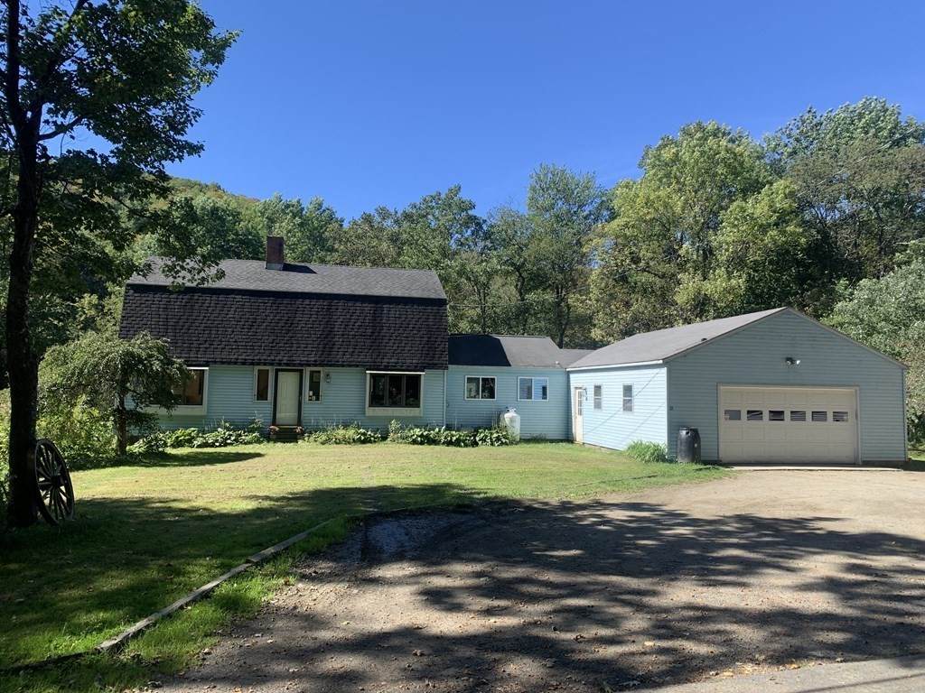 343 Apple Valley Rd - Photo 1