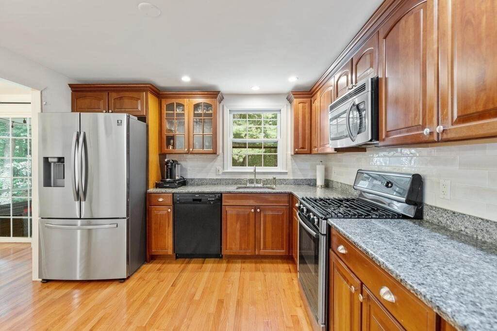12 Pondview - Photo 1