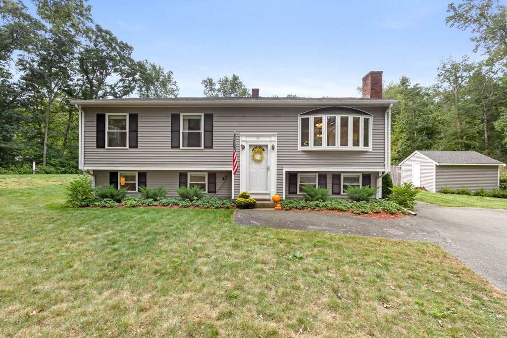 51 Candlewick Close - Photo 1