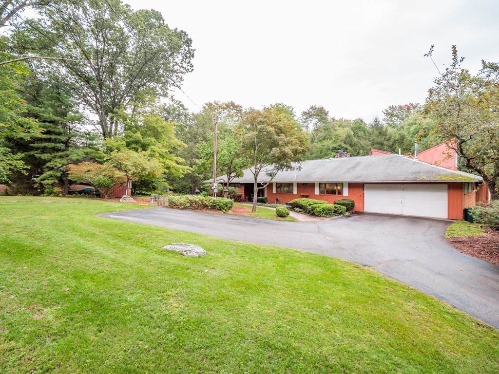 100 Pine Hill Rd - Photo 1