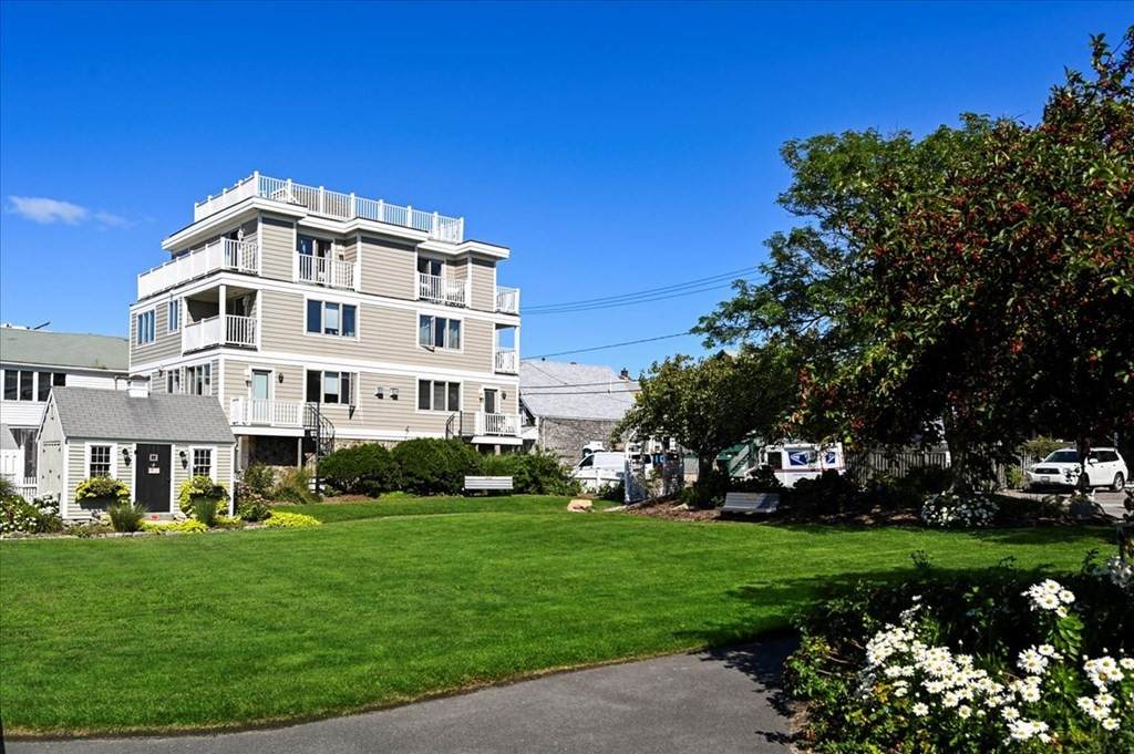 73 Glades Rd - Photo 1