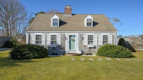 6 Breezy Way - Photo 1