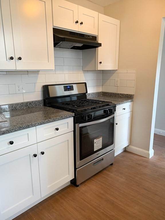 105 Nesmith - Photo 1