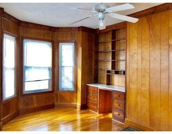 18 Burget Ave - Photo 1