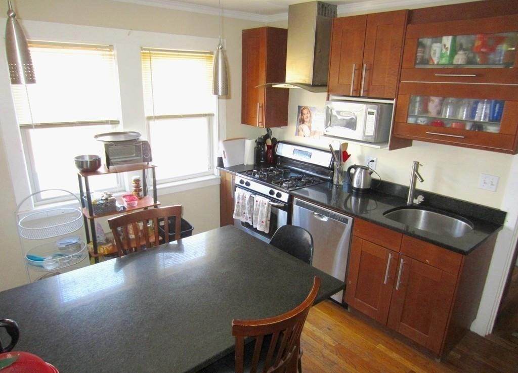 19 Frederick Ave - Photo 1