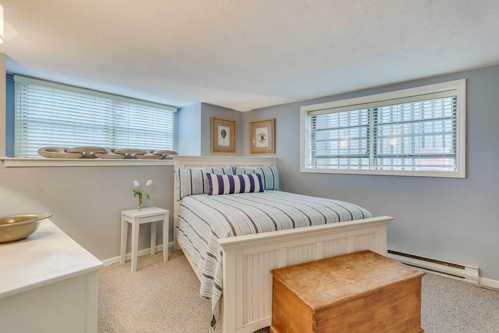 4 Old Colony Way - Photo 1