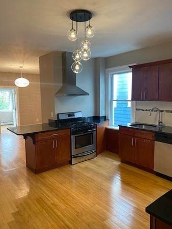 718 Saratoga Street - Photo 1