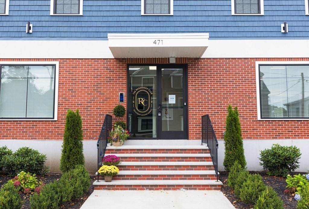 471 Main St - Photo 1