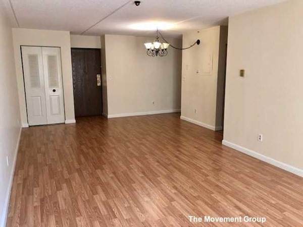 288 Main - Photo 1