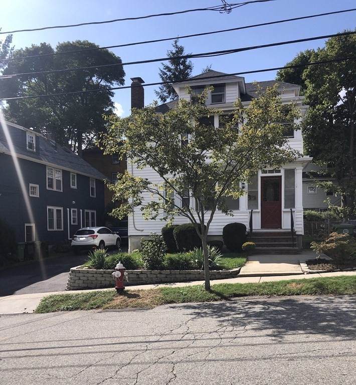 112 Winsor Ave - Photo 1