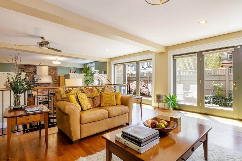 7 Park Avenue - Photo 1