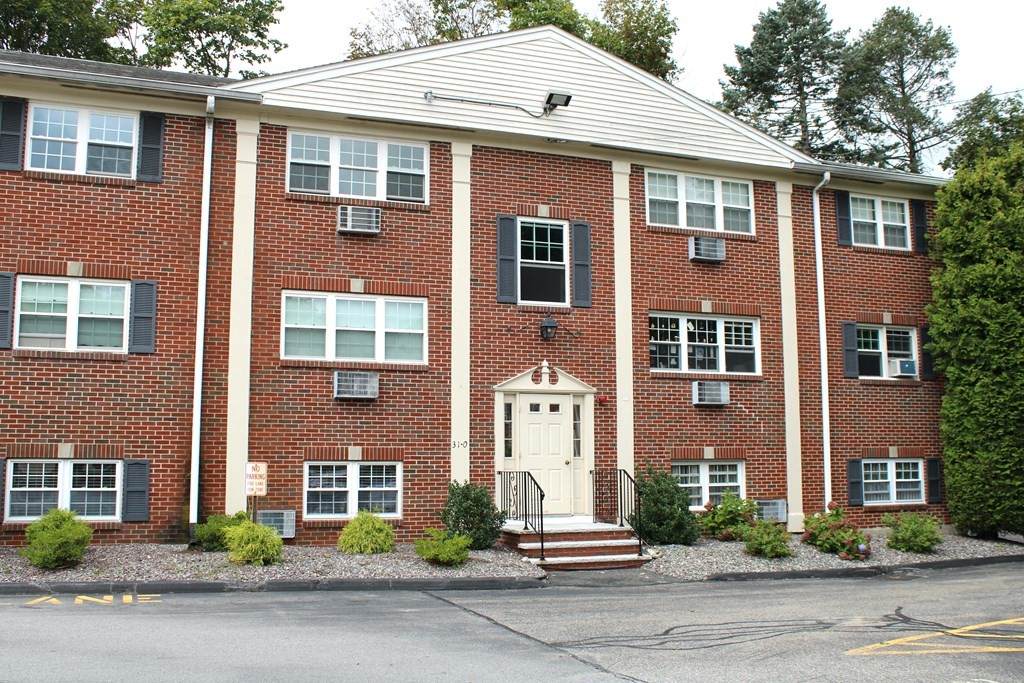 31-0 Arlington Rd - Photo 1