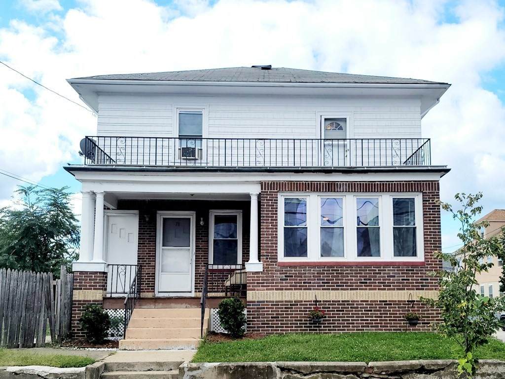 76 Commodore St - Photo 1
