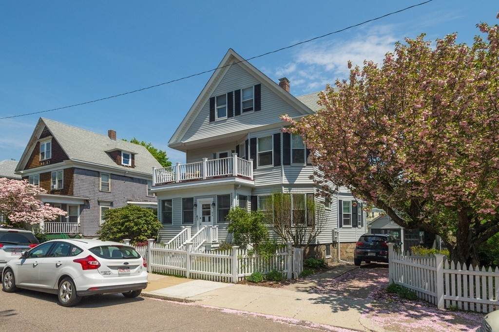 85 Fletcher Street - Photo 1