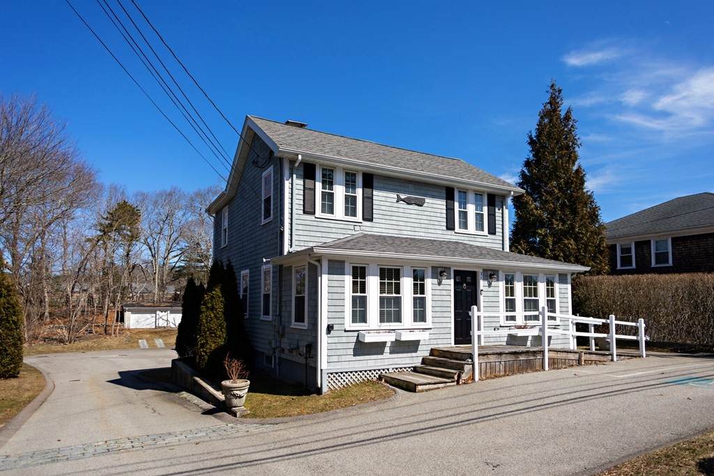 21 Chestnut St - Photo 1