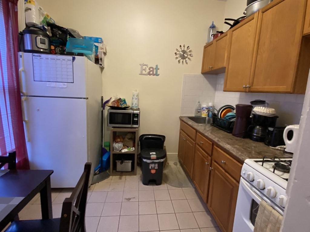 200 Clifton Street - Photo 1