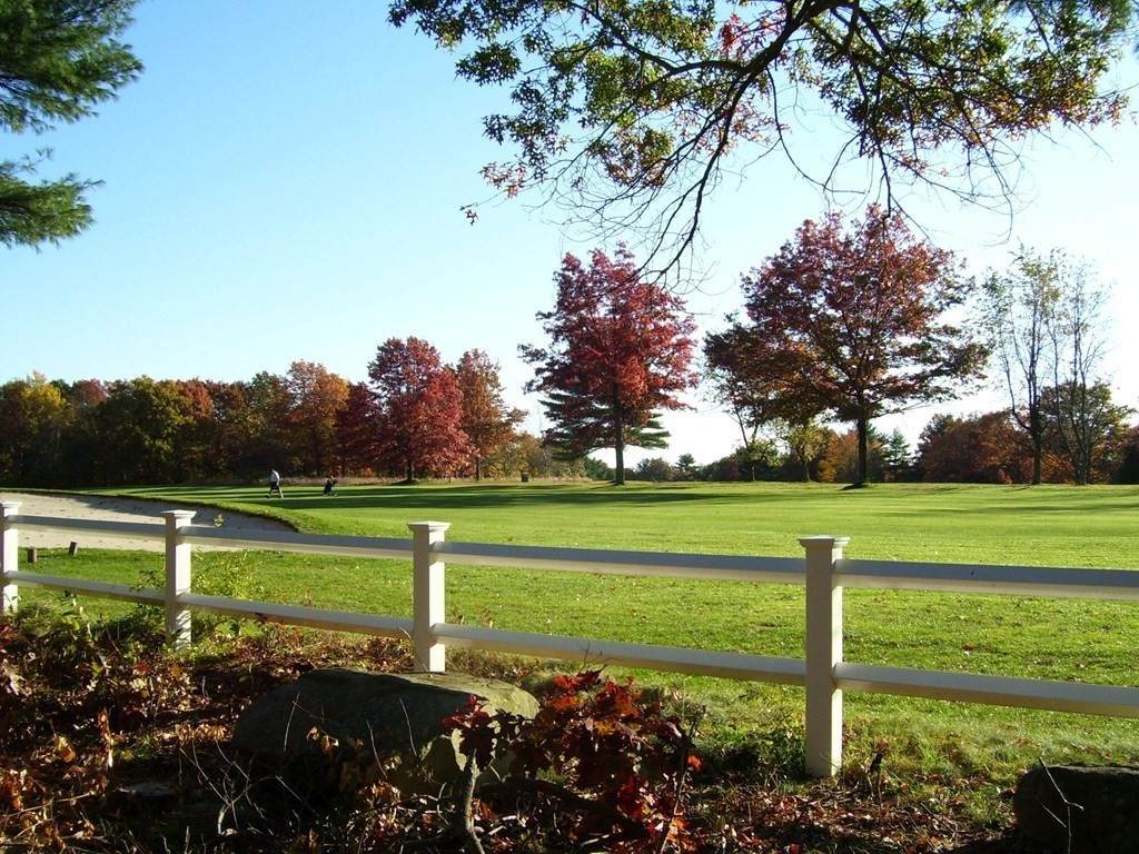 156 Baker St - Photo 1