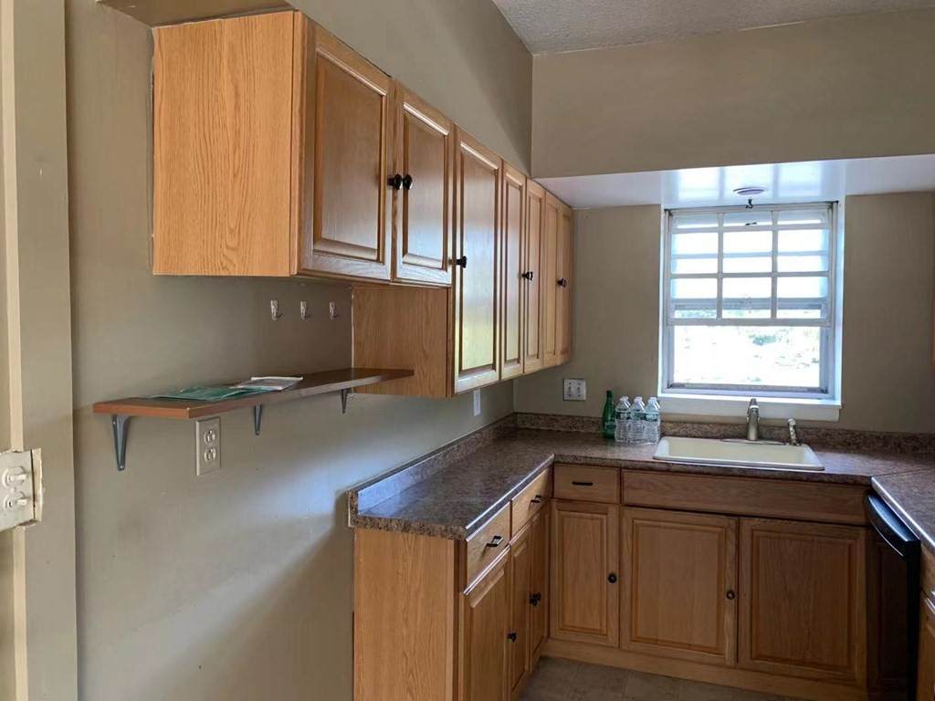 185 Lake Shore Rd - Photo 1