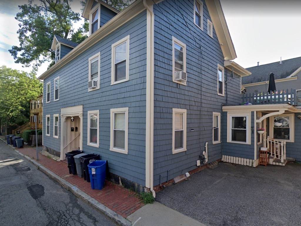 8 Allen - Photo 1