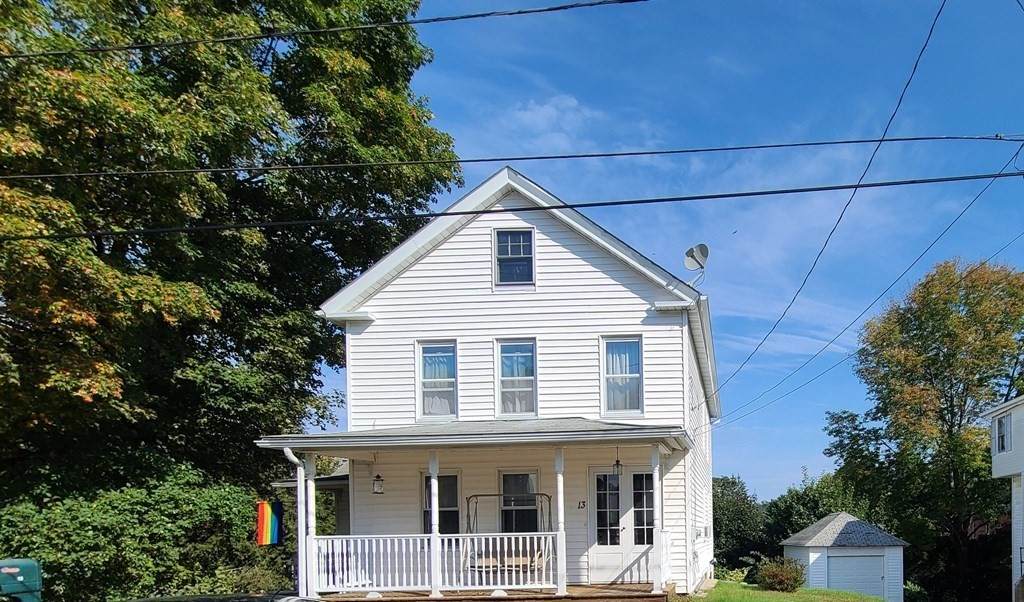 13 Clifford Ave - Photo 1
