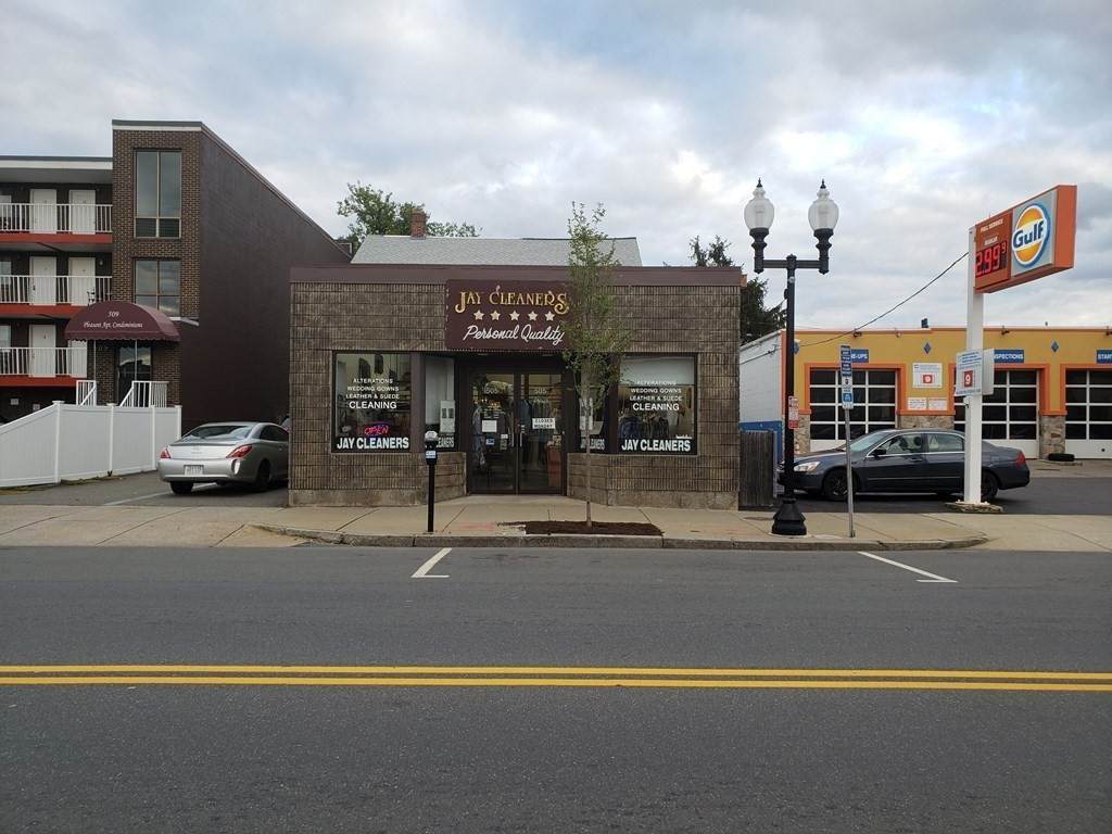 507 Broadway - Photo 1