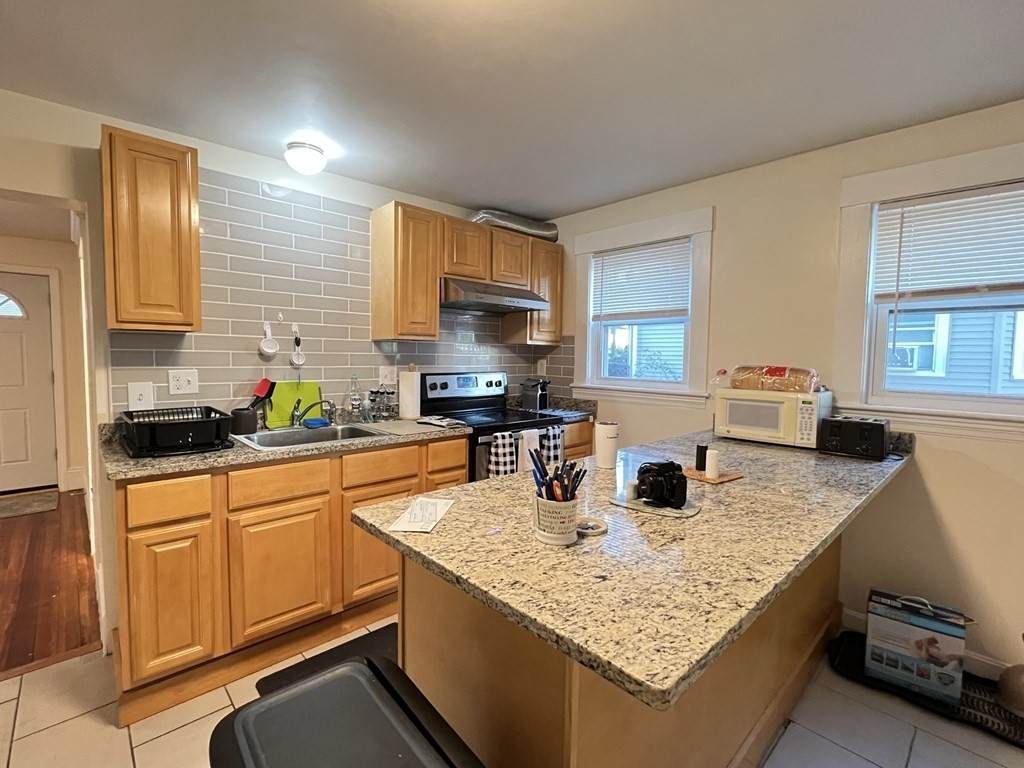 135 Independence Ave - Photo 1