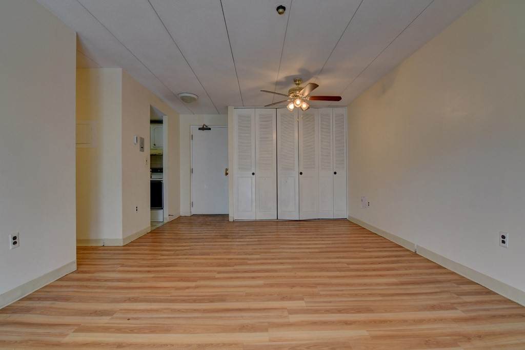 179 Presidents Ln - Photo 1