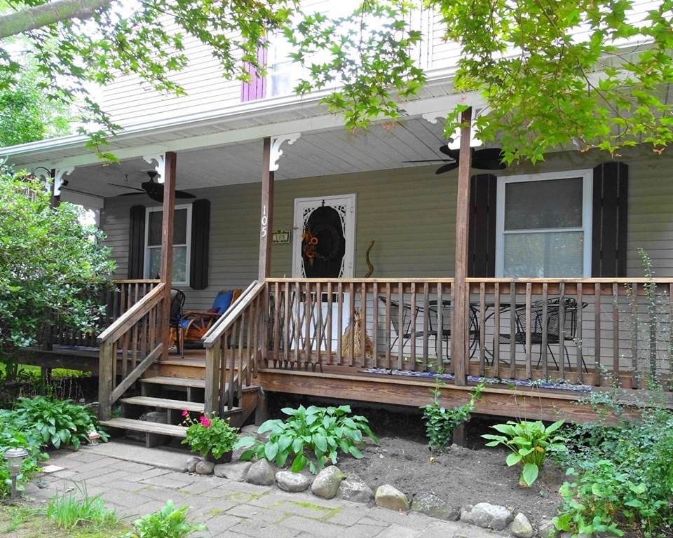 105 Florin St - Photo 1
