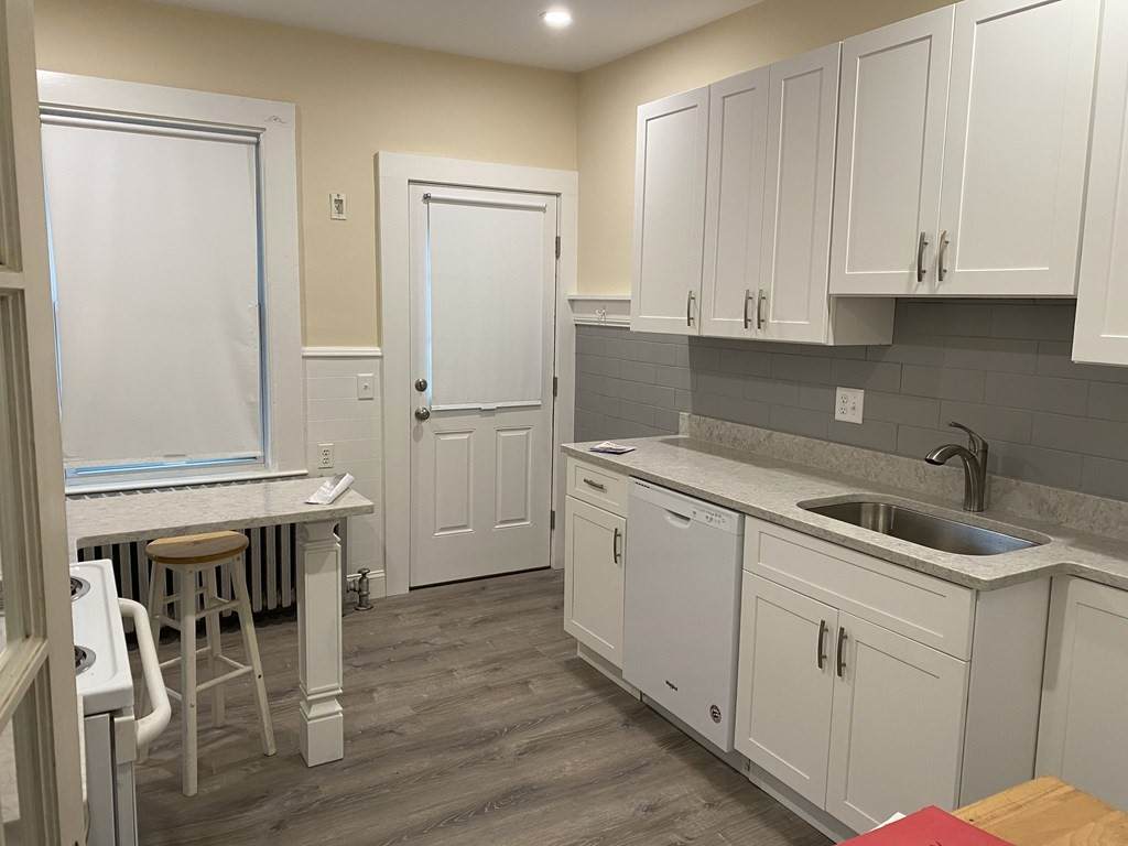 888 East Broadway - Photo 1
