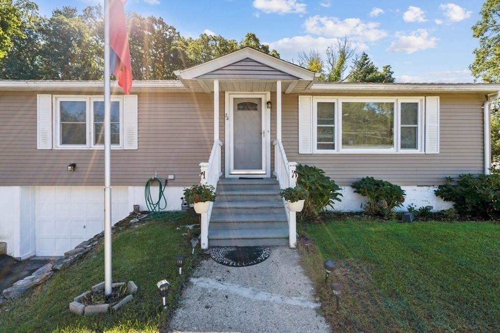 24 Pinehurst Dr - Photo 1