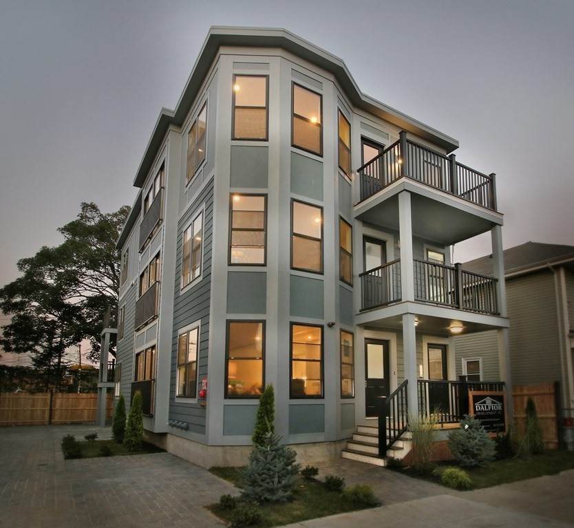 15 West Bellflower - Photo 1
