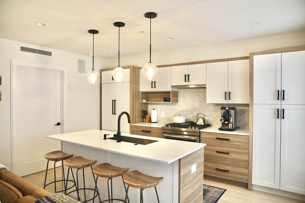 90 Cottage Street - Photo 1