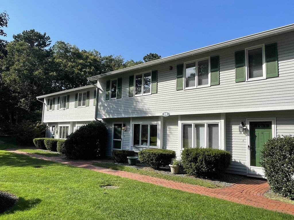 174 Lowell Rd - Photo 1