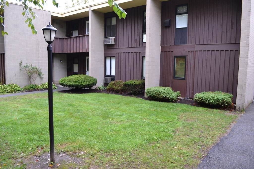 301 Neponset St - Photo 1