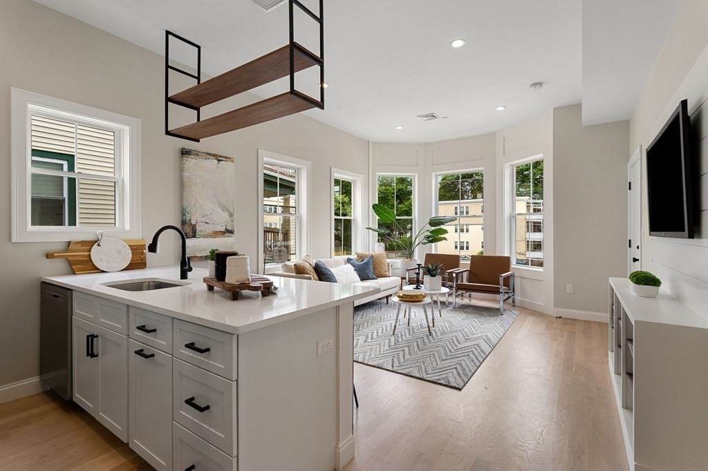 30 Wentworth - Photo 1