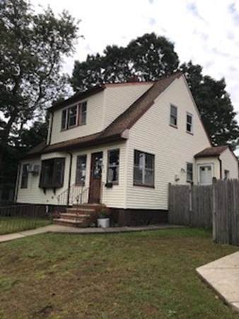 10 Howard Rd - Photo 1