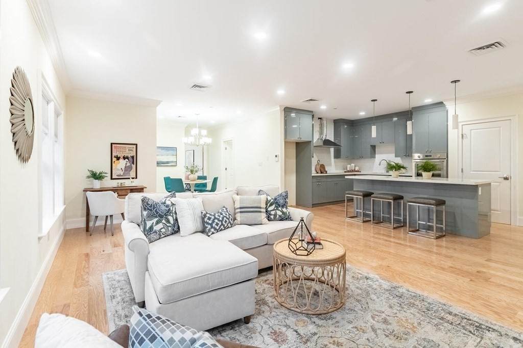 40 Elmwood Avenue - Photo 1