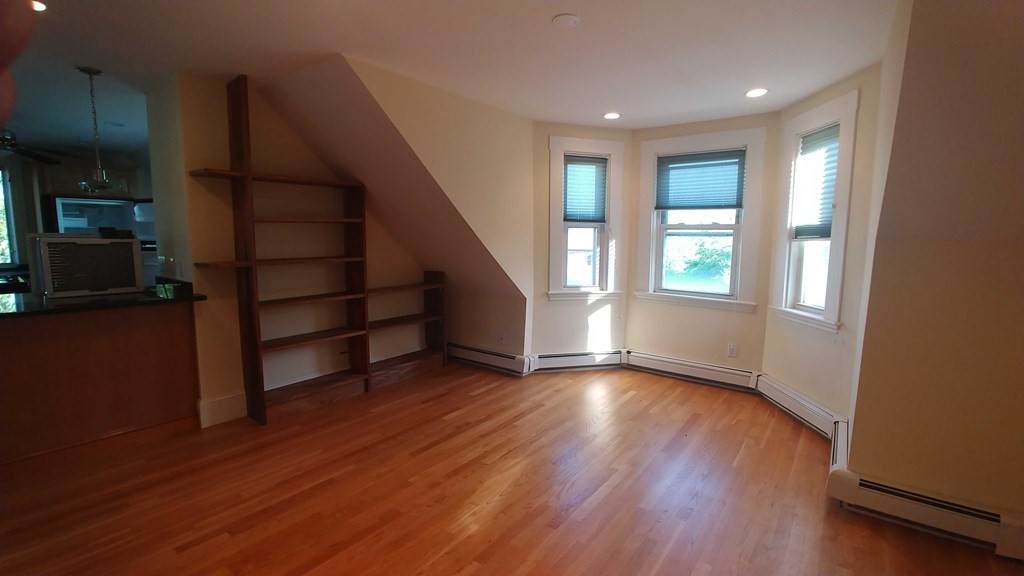 8 Leland - Photo 1