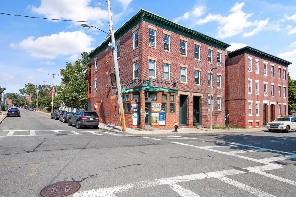 107-109 Erie St - Photo 1