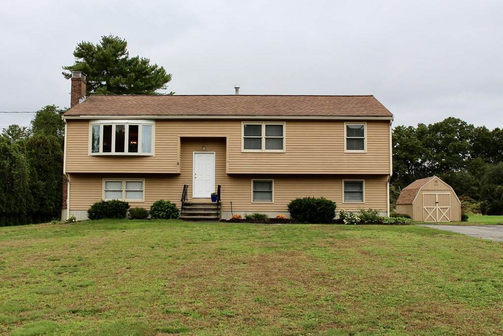 34 Fieldcrest Dr - Photo 1