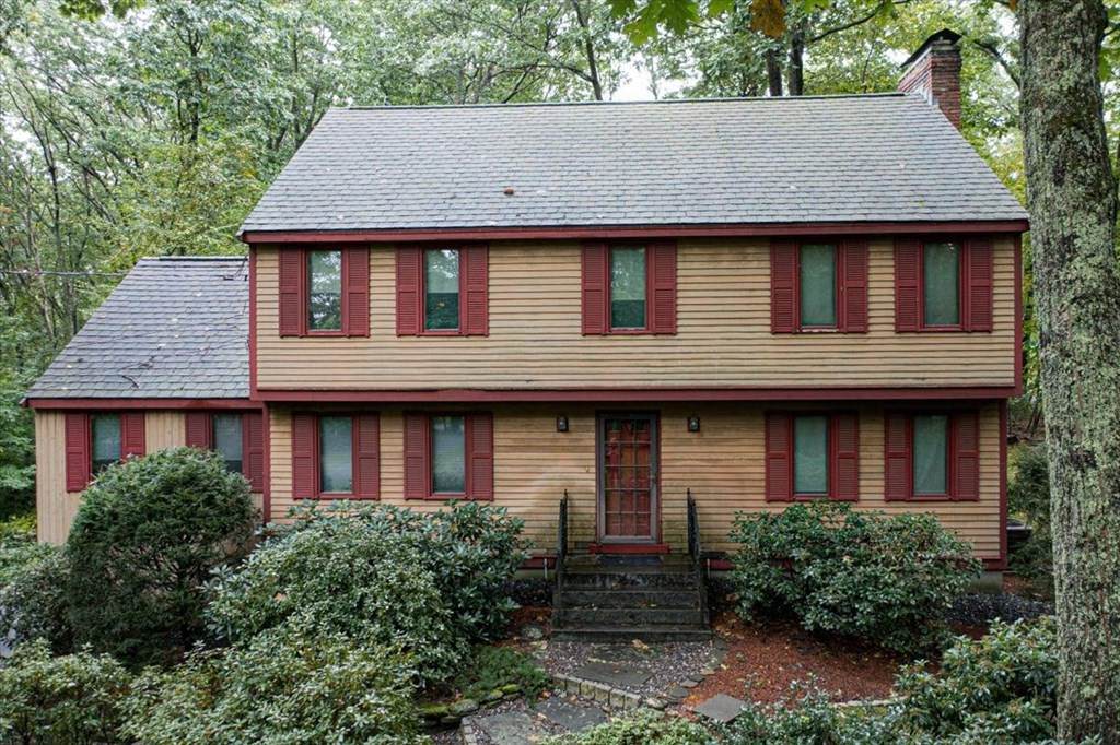 376 Whitney St - Photo 1