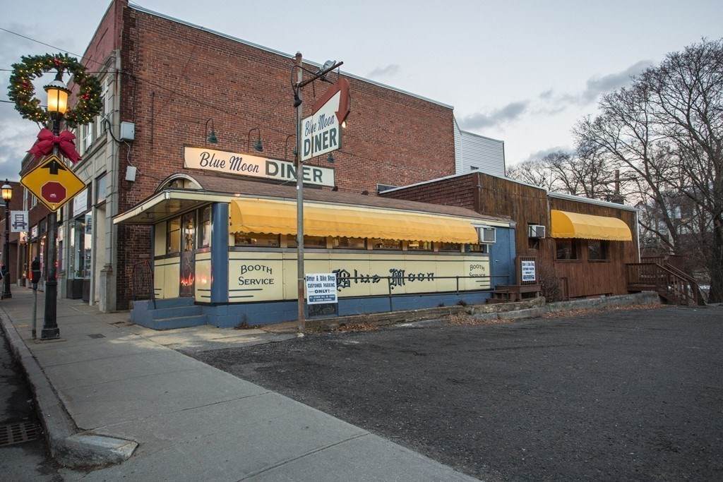 102 Main - Photo 1