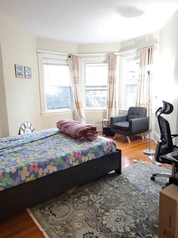 6 Selkirk Rd - Photo 1
