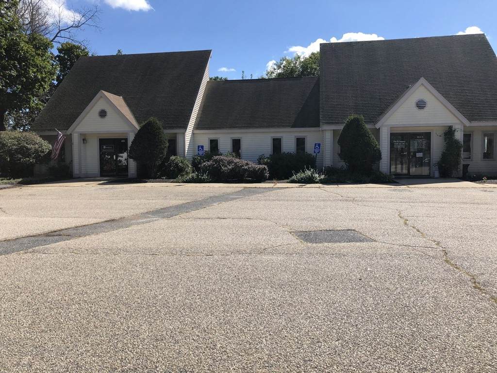 1423 Ocean St - Photo 1