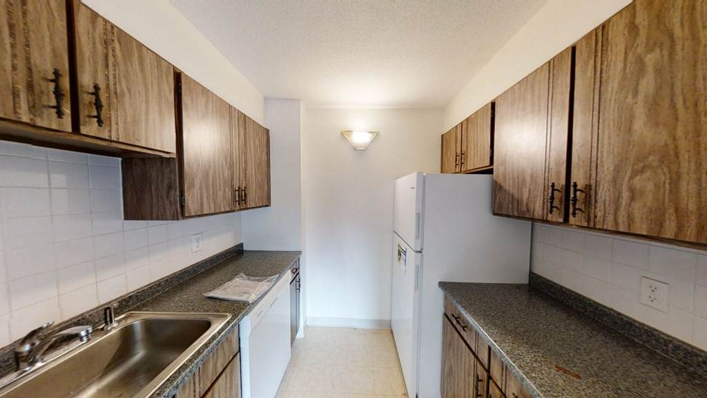 49 Marion St - Photo 1