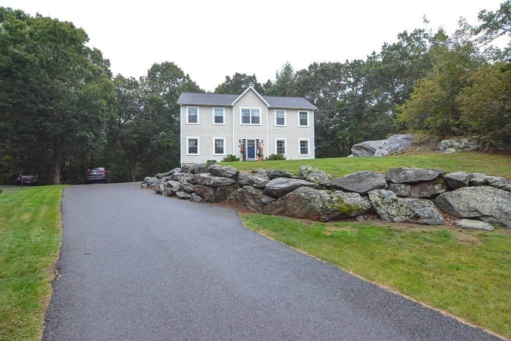 82 Neadam Court - Photo 1