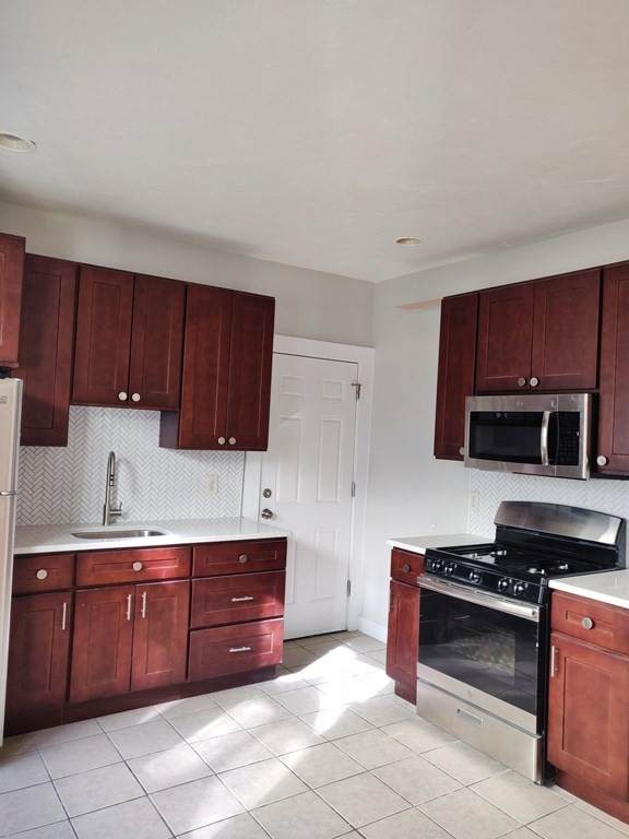 34 Millet St - Photo 1