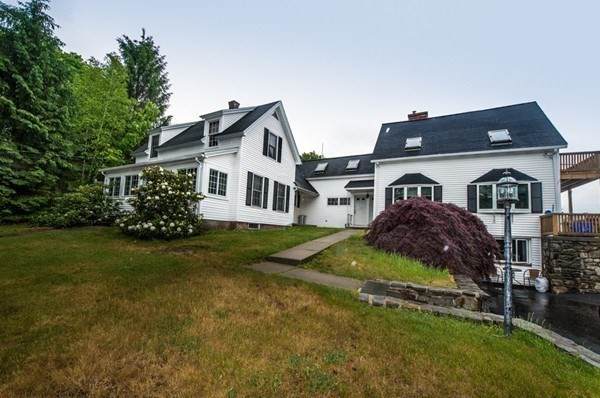 484 Lake St - Photo 1