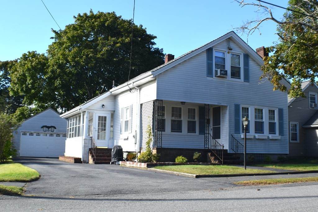 185 Pratt Ave - Photo 1